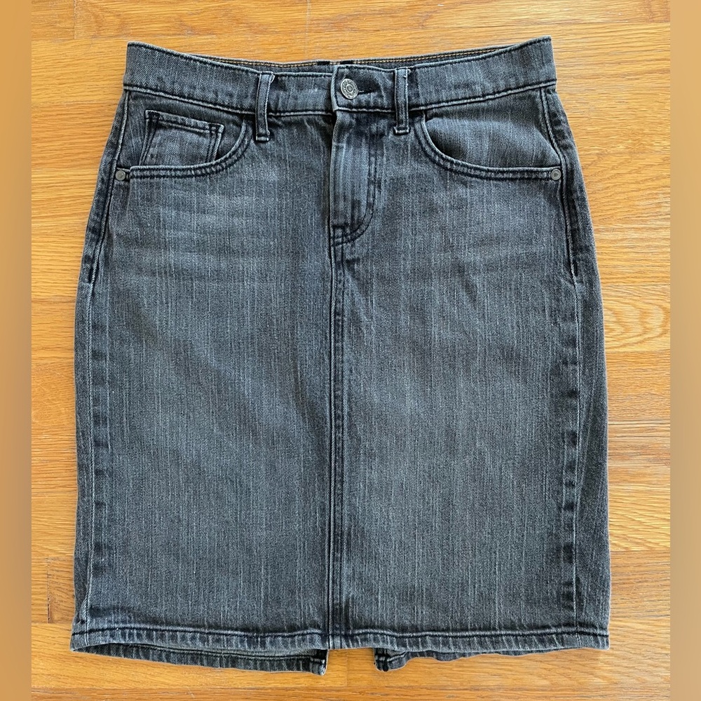Old Navy Skirt Size 4
